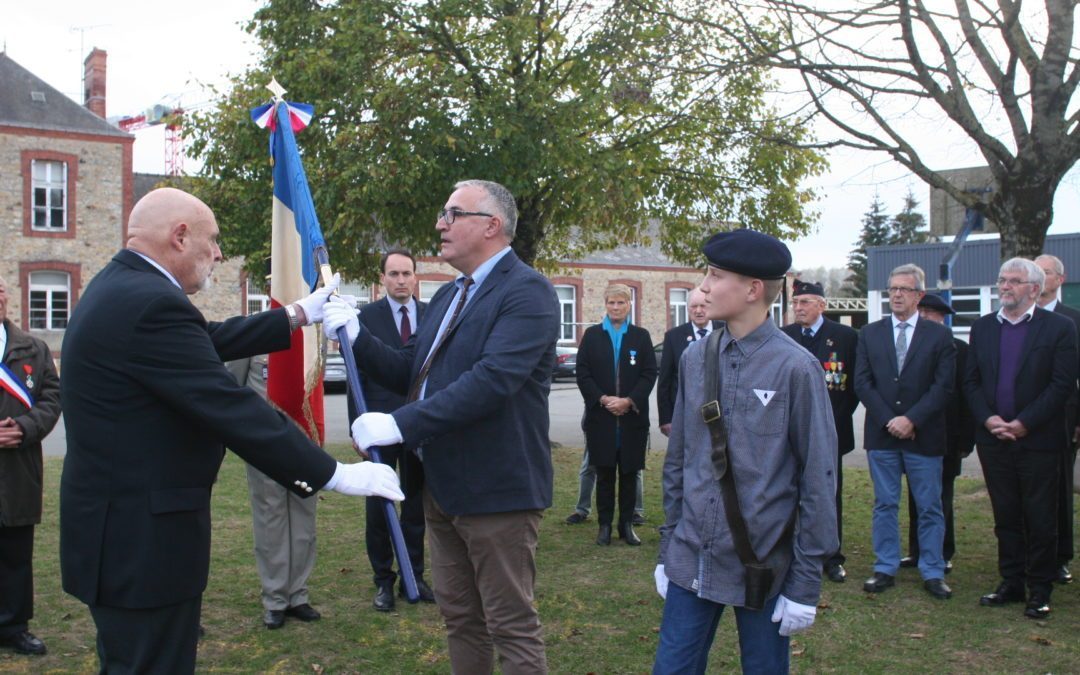 Le collège Notre-Dame redonne vie à un drapeau